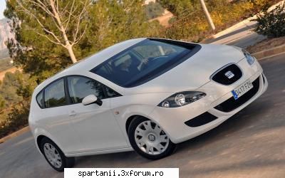 noua versiune  ecologica a modelului sportiv leon, botezata ecomotive ,  va dispune de un propulsor